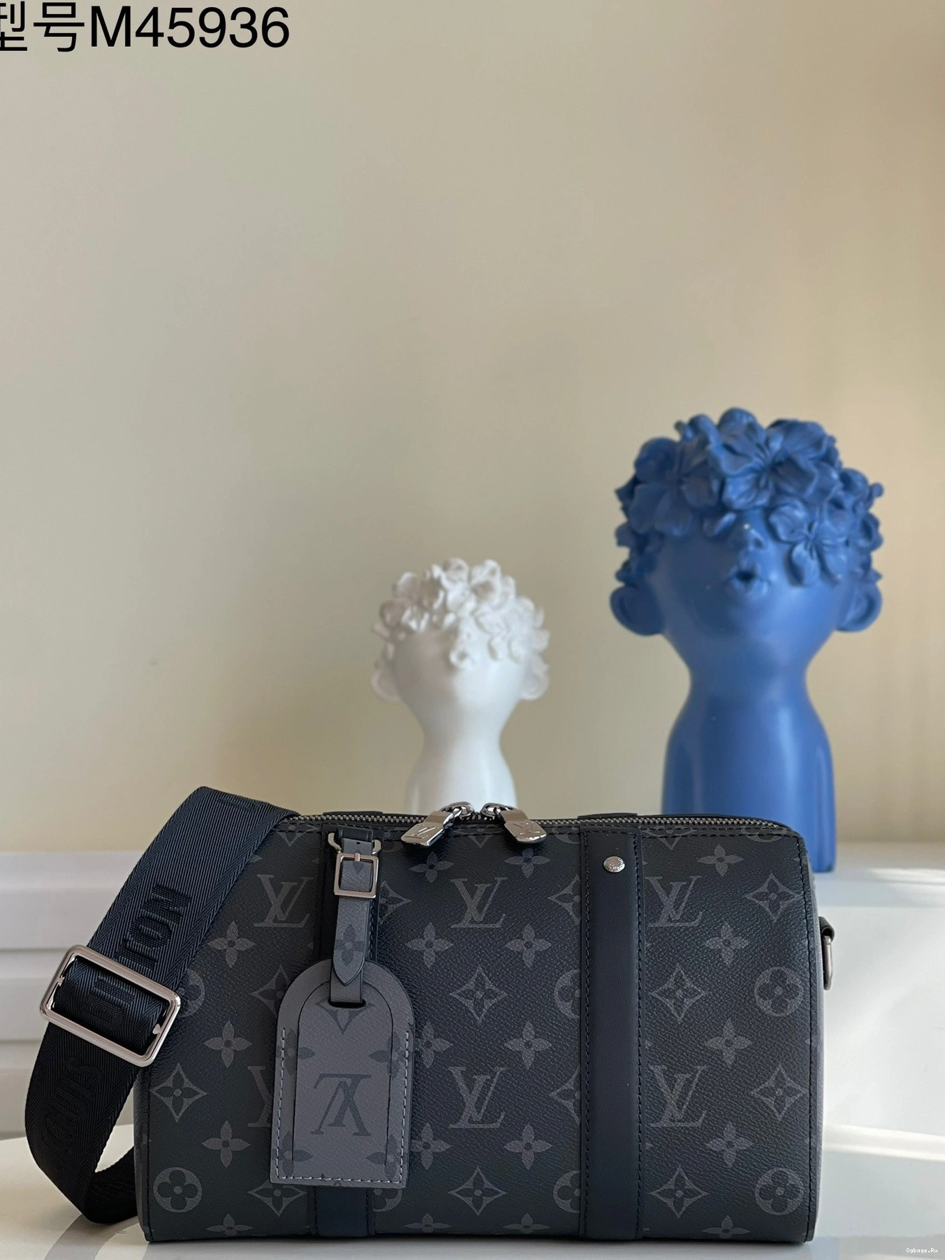 KEEPALL Vuitton CITY Louis 0519